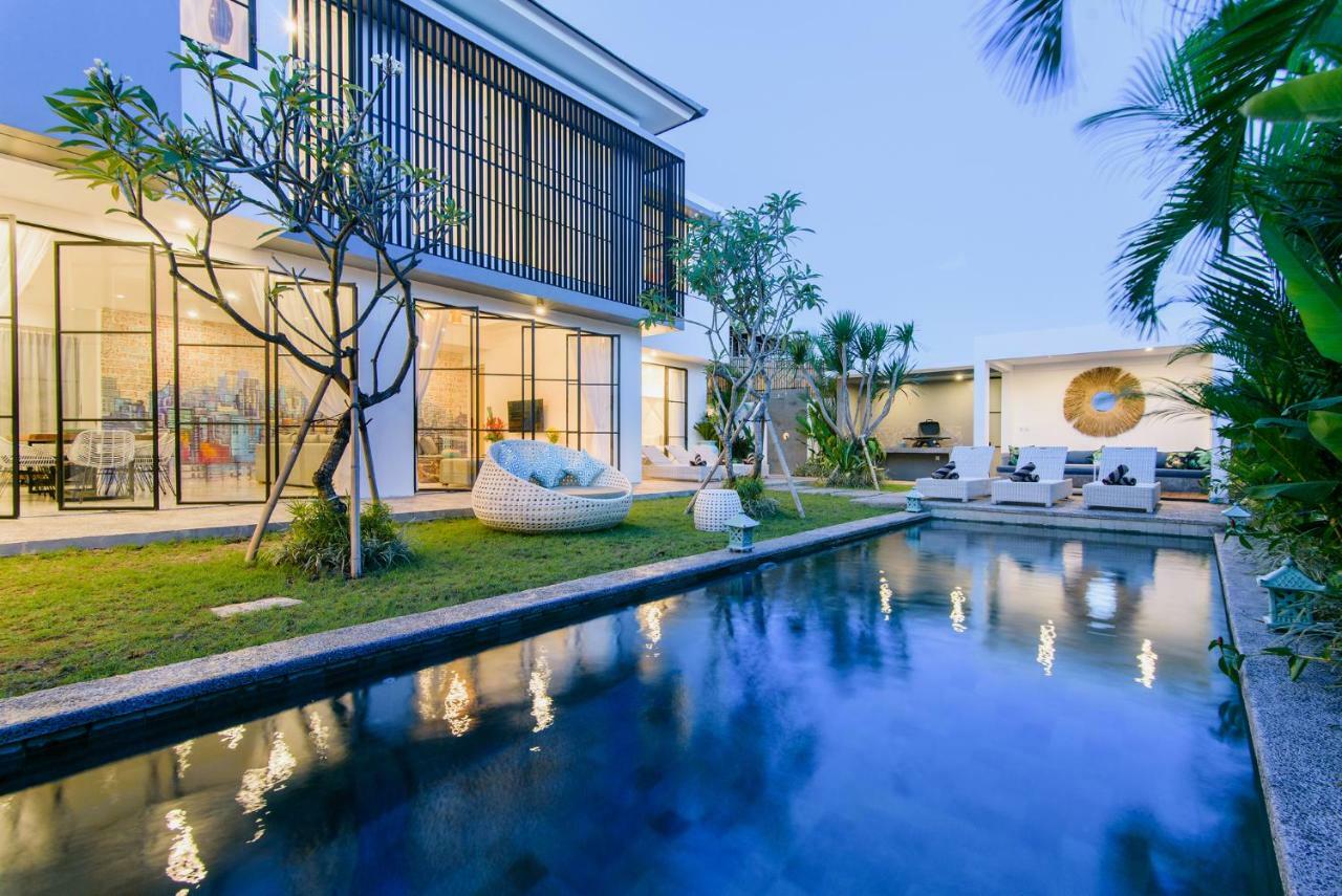 Villa Como Close To Finns Beach Club Kuta Lombok Exteriör bild